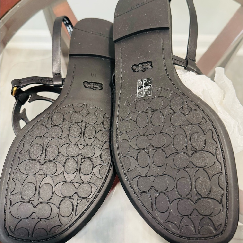 🖤🖤Coach Black T-Strap Sandals with Metallic Accents - Picture 3 of 6